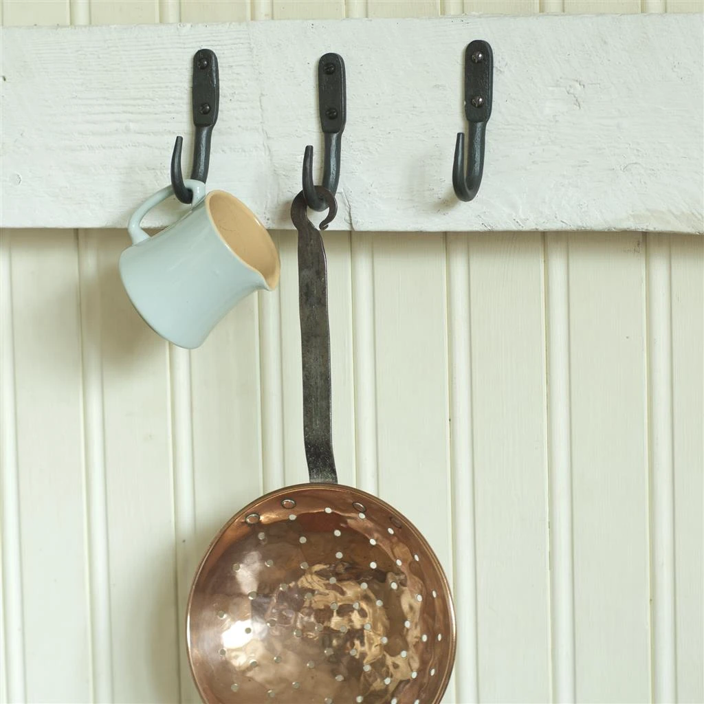 11cm Barn Wall Hook In Beeswax 5 11cm Barn Wall Hook In Beeswax - Image 3